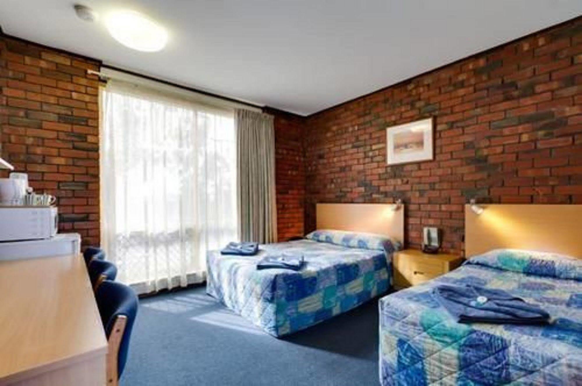 Enfield Motel Adelaide Bagian luar foto