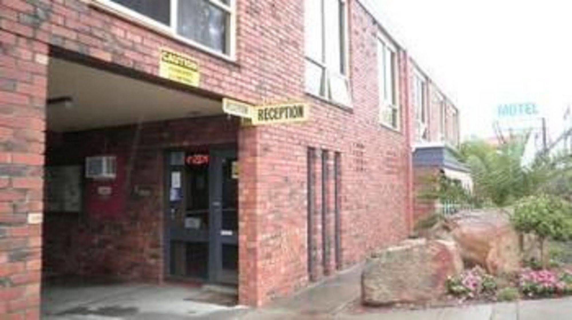 Enfield Motel Adelaide Bagian luar foto