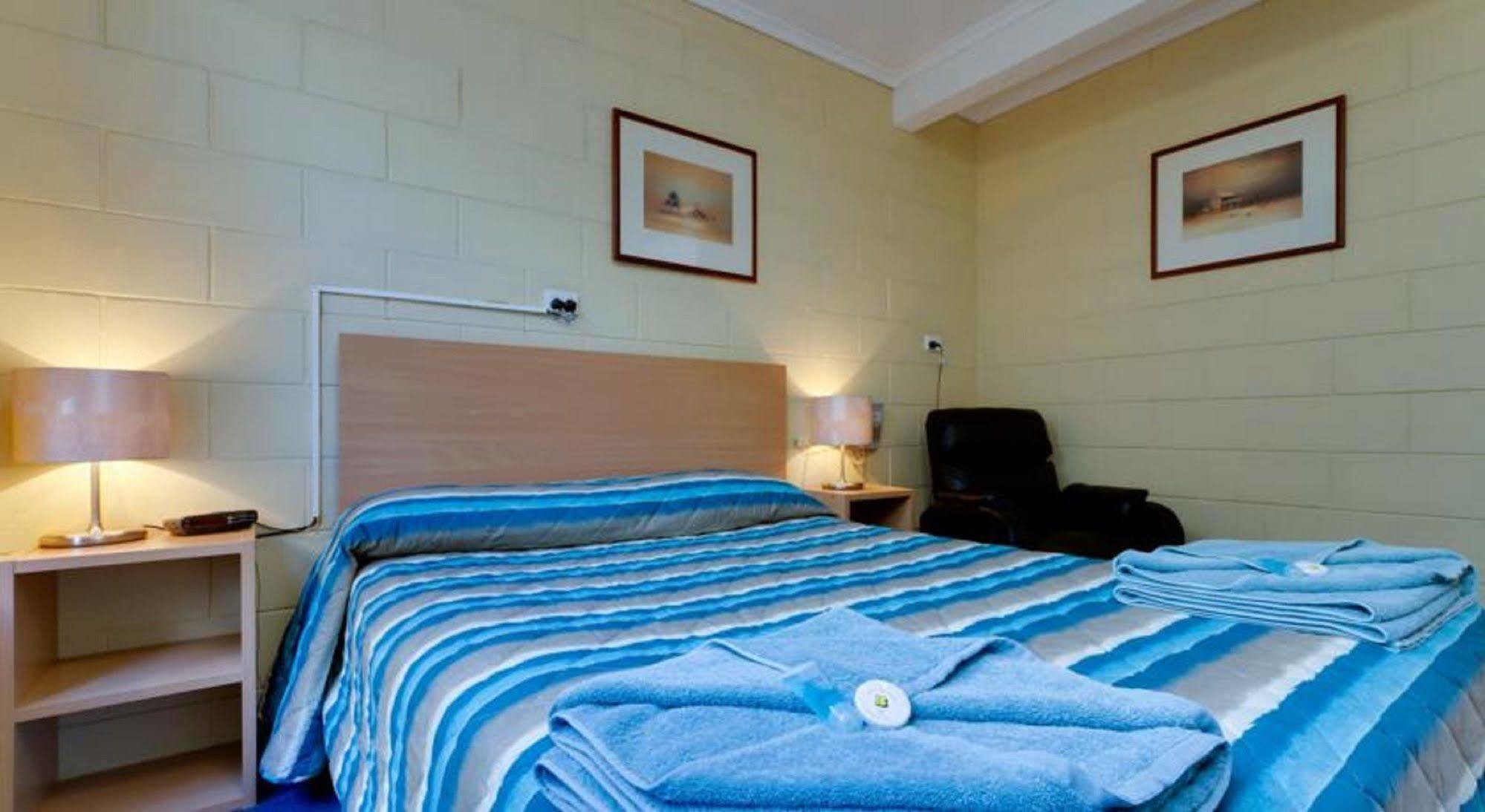 Enfield Motel Adelaide Bagian luar foto